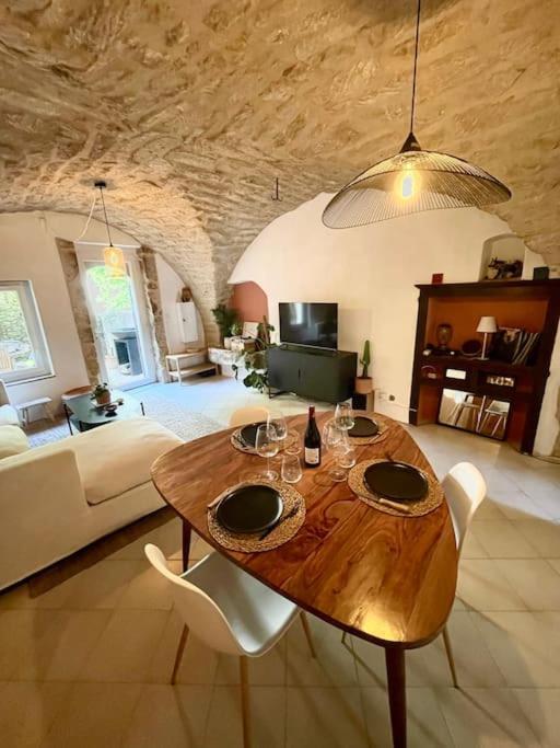 Charmante Maison De Village Au Pied Du Luberon Cabrieres-d'Aigues Extérieur photo